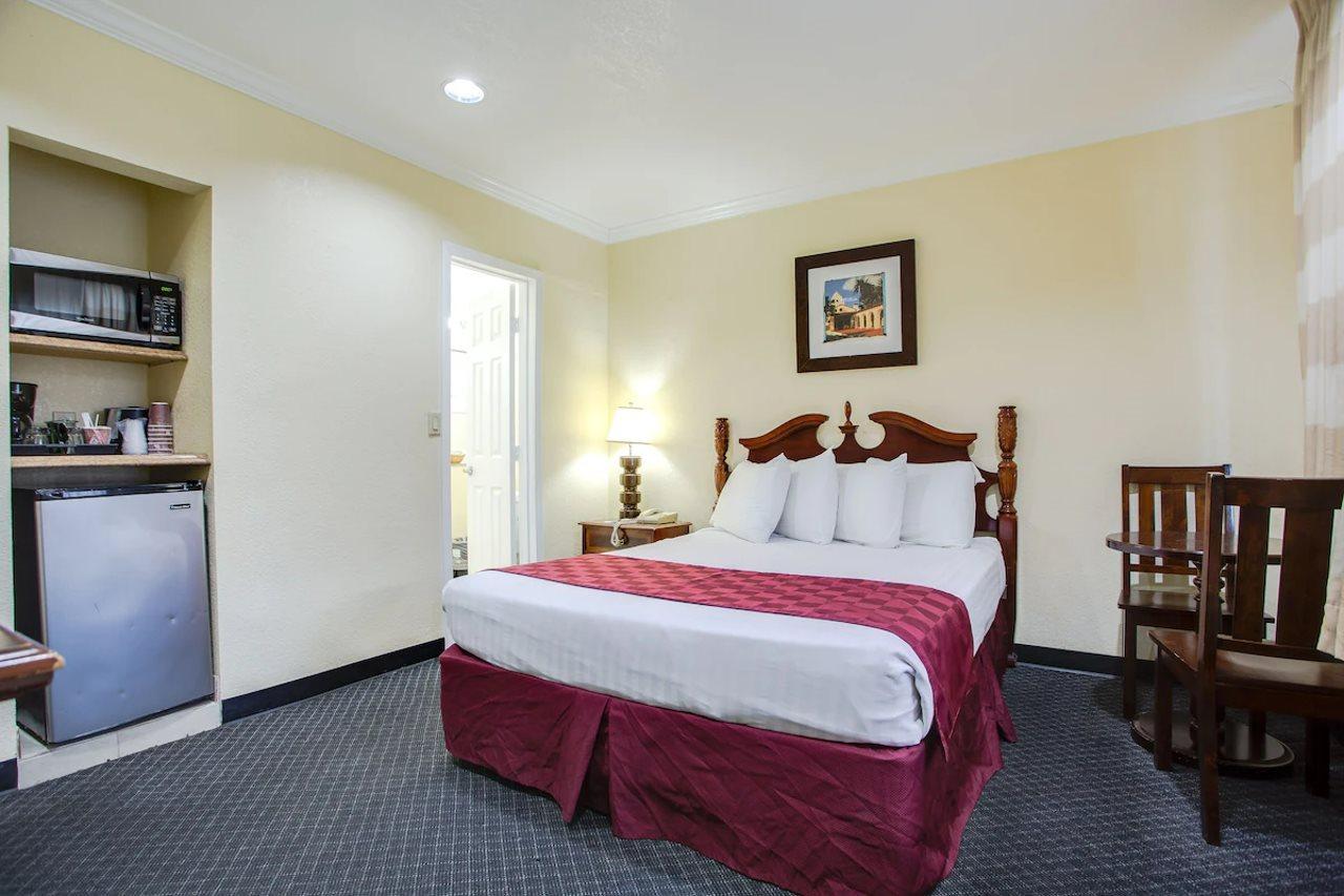 Best Inn & Suites Buena Park Exteriör bild