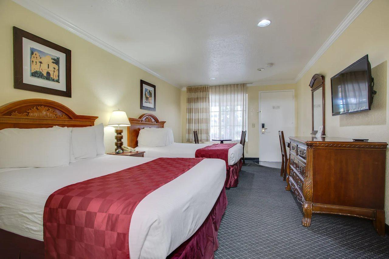 Best Inn & Suites Buena Park Exteriör bild